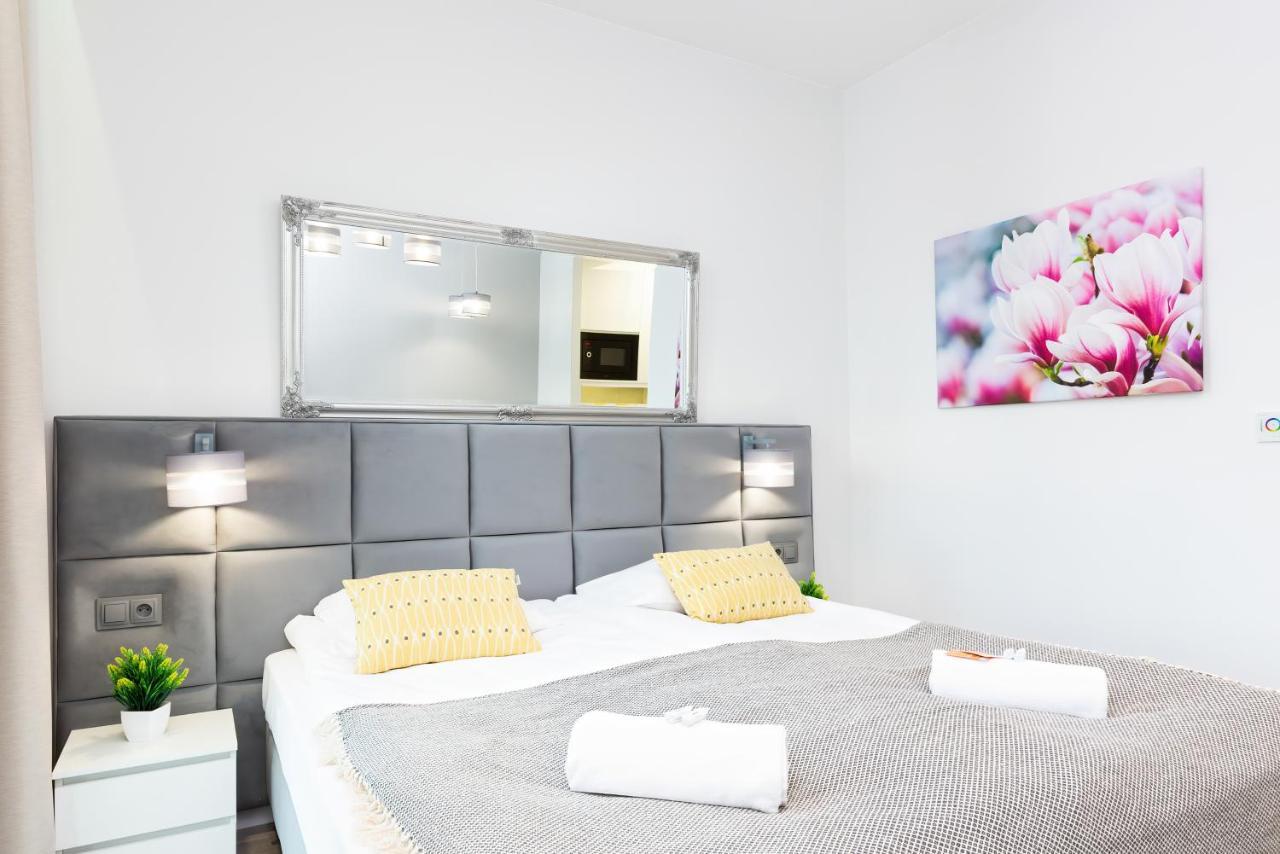 Warsaw Prymasa Tysiaclecia Business Centre By Noclegi Renters Eksteriør bilde